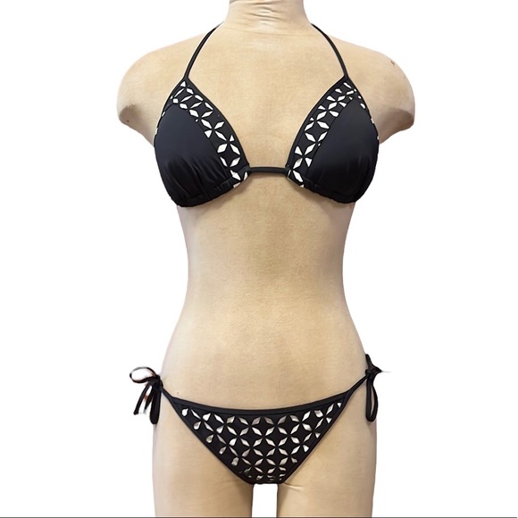 A Che Bikini Swimsuit Black Laser Cut Triangle String L Large New - Picture 1 of 6